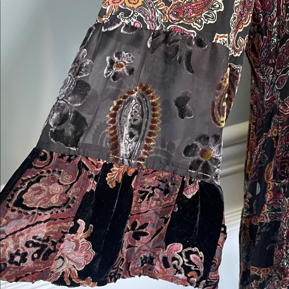 JOHN MARK Boho Paisley Tiered Peasant Blouse - Black with Rust & Mustard Size L - Picture 3 of 7